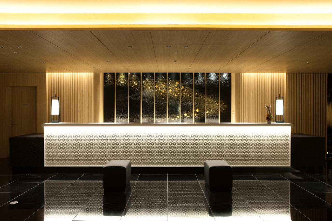 Kanazawa Tokyu Hotel Eksteriør bilde Reception desk at the hotel