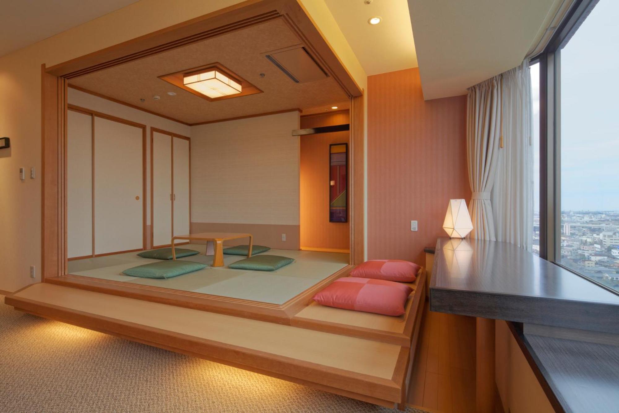 Kanazawa Tokyu Hotel Eksteriør bilde A Japanese-style room at the hotel